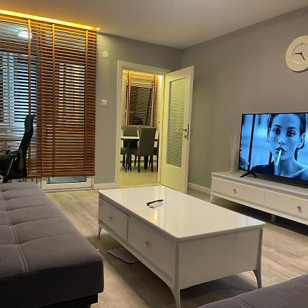 Idealapartments Llc 4 Prishtinë Luaran gambar