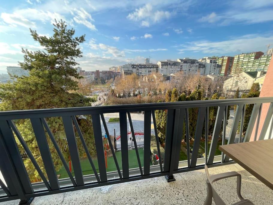 Idealapartments Llc 4 Prishtinë Luaran gambar